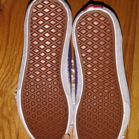 Vans Girls Kids Sneakers in Purple with Multicolor Accents Size 4 - Picture 3 of 4